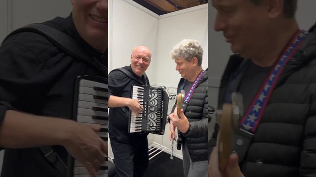 Две звезды! Сиреневый туман. смотреть онлайн