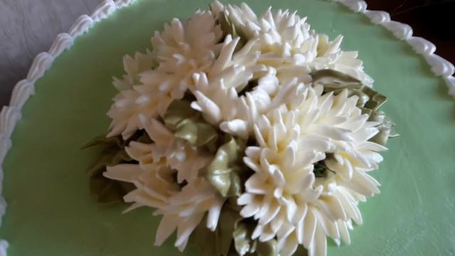 Очень простой тортик с моими любимыми хризантэмами. смотреть онлайн