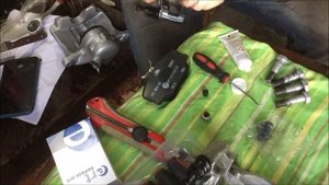 Восстановление Мерседес 124 - Замена передних дисков ATE/ Восстановление суппортов.