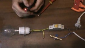 К чему приводит обрыв нуля!почему в розетке появляется 380 ВТ ?