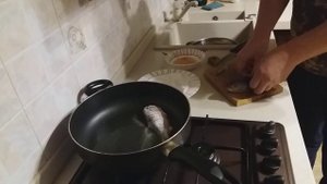 Как жарить окуня