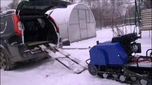 Мототолкач Лидер в багажнике.