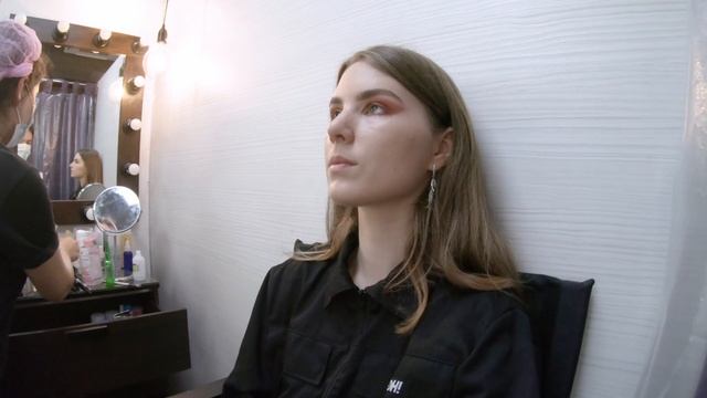 ВЕЧЕРНИЙ МАКИЯЖ ЗА 1600 РУБЛЕЙ / ТРЕШ-ОБЗОР САЛОНА КРАСОТЫ "САХАР" / МАКИЯЖ ДЛЯ ФОТОСЕССИИ