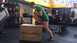 Мобилизация голеностопа на тумбе (озвучено)