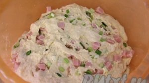 Булочки с колбасой из дрожжевого теста в духовке