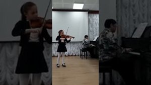 Войтова Ангелина..Ридинг "Концерт 3 часть" скрипка (соло) средняя группа "А" 10-11 лет.