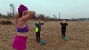 В столице Коми появились дети-моржи. С малых лет их закаливают родители