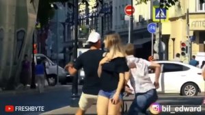 Edward Bil пранк #1 Лучшие пранки и приколы Вырезанные пранки Эдвард Бил Чи Да
Скачать