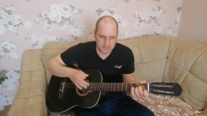 песня под гитару "ПОД ОКНОМ ЧЕРЁМУХА КОЛЫШЕТСЯ"