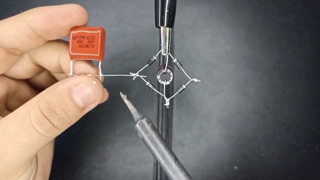 Converting 220 volts to 12 volts ⚡ without transformer смотреть онлайн