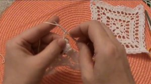 Вязание крючком ажурного квадрата для скатерти