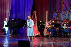 Пройдя сквозь годы, Ансамбль Локтева. Passing through the years, the Loktev Ensemble.