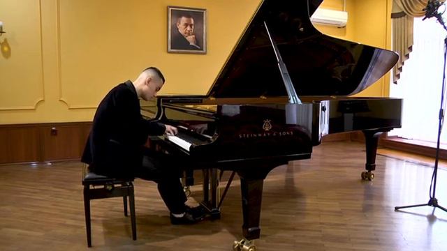 Михаил Романов. Программа