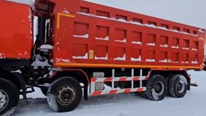 Самосвал HONGYAN 908 - лицензия Ивеко. Колёсная формула 8х4. Год выпуска 2021. Пробег 80 449 км