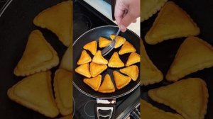 Как жарить чебупиццу на сковороде