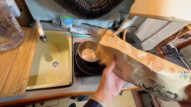 規格外のドカ雪襲来車中泊！警報級積雪50cm超でドア開かない2WD中古キャンピングカー走行不能。北陸北上車中泊旅①