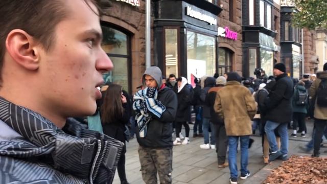 Старт продаж iPhone X: репортаж TJ смотреть онлайн