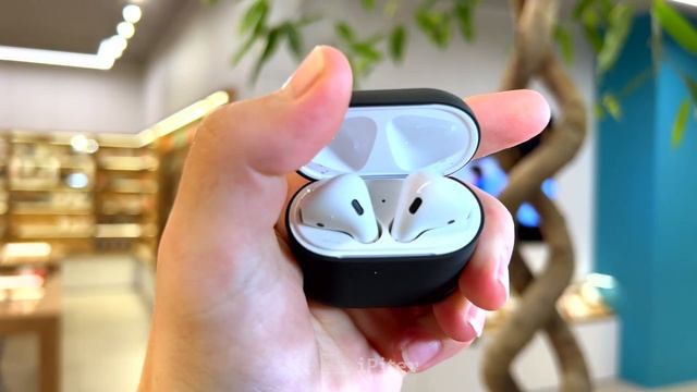 Чехол uBear Touch case для AirPods 2 / 1 (Чёрный) смотреть онлайн