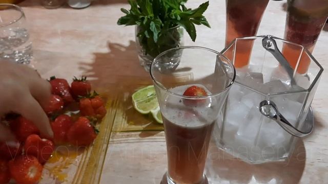 Մոխիտո ելակով  / Мохито с клубникой  / Mojito with strawberry
