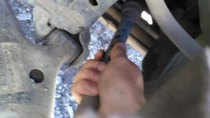 Стук привода Nissan AD