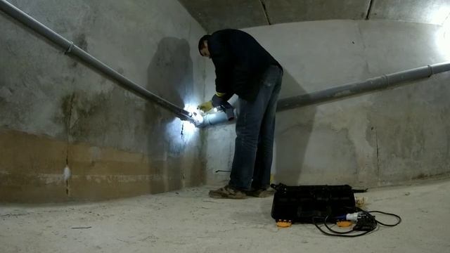 Механическая прочистка канализации в частном доме (32). Ridgid k-400 Drum Machine. смотреть онлайн