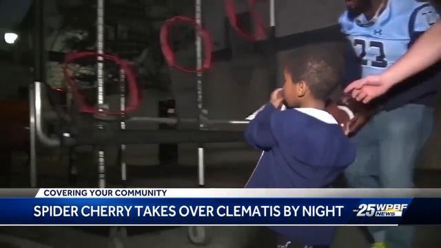 Check out the music this week at Clematis By Night смотреть онлайн