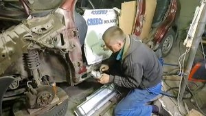 Сварочные работы|Сварка порогов на машине марки "Daewoo Matiz"|