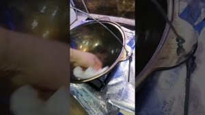 Обжигаем и шлифуем чугунный казан.