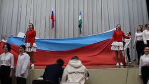 Песня "Моя Россия - моя страна" ко Дню народного единства. Кумертауский педагогический колледж