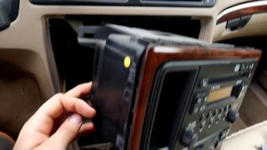 How To Install USB and AUX Adapter for Volvo HU-850 radio/cd unit