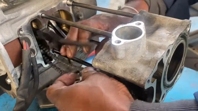 PCX 125 Engine Completed part1 смотреть онлайн