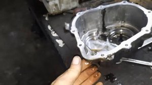 Мазда 3 течь масла из КПП