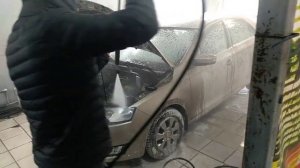 ШОК на мойке! Skoda Rapid 1.6 90 л.с. Помыли двигатель!! Заведётся ли после такой мойки Skoda Rapid