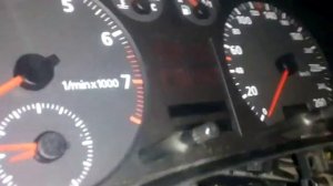Снимаем щиток приборов Ауди А4 В5