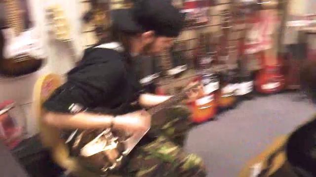 me playing enter sand man смотреть онлайн