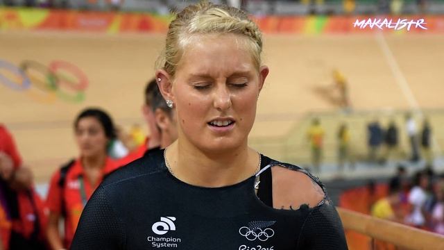 Ей Было Всего 24! Умерла из-за стресса... смотреть онлайн