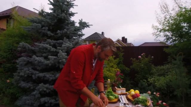 Копчёная скумбрия на угольном гриле.