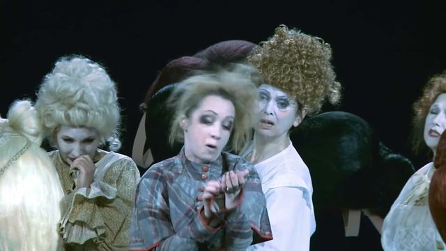 А кто у нас здесь сплетница? смотреть онлайн