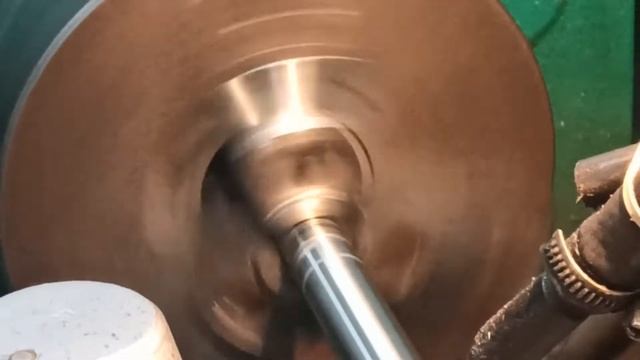 Проточка штока рулевой рейки.