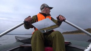 Спиннинг.. лодка.. ветер..Поиск новых мест ловли на озере Комсомольском. Spinning..boat..wind..