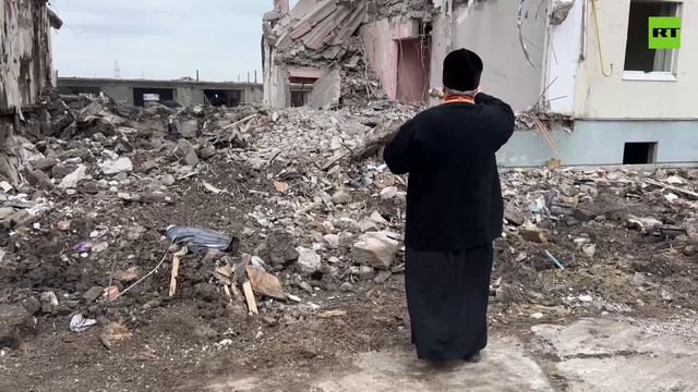 На месте разрушенного ударом ВСУ дома в Белгороде прошла панихида