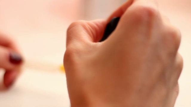 Гель лаки MOMO смотреть онлайн