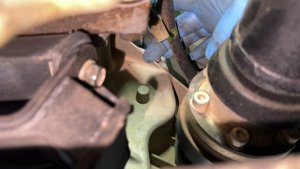 Hyundai Terracan Замена масла в раздаточной коробке - Changing the oil in the transfer case