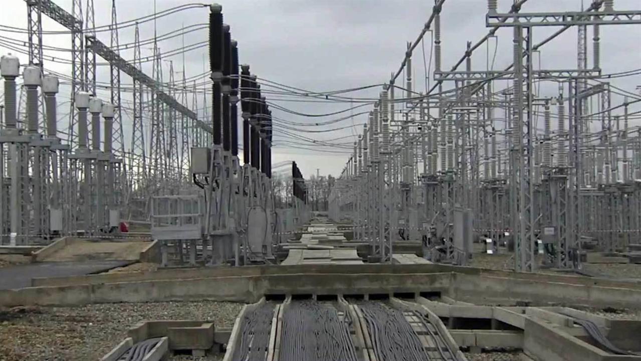 Электроэнергия в Крым поступает без перебоев, режим ЧС отменен