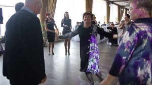 Русская современная свадьба. Свадебное застолье.