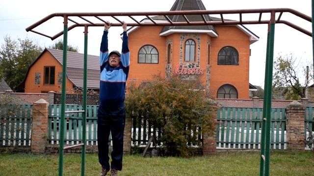 ПАРАЛЛЕЛЬНЫЕ ПОДТЯГИВАНИЯ -- в 72 года !!!ЧАСТЬ 2 / Parallel pull-ups at age 72. PART 2 смотреть онлайн