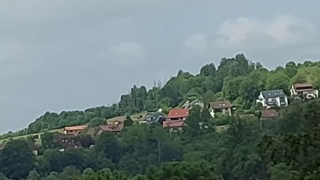 ГЕРМАНИЯ🇩🇪.УКРАИНСКИЕ🇺🇦БЕЖЕНЦЫ.ЛАРИСА В СЛЕЗАХ😭.А ЕЙ ОГОРЧАТЬСЯ НЕЛЬЗЯ😡. МЫ ВСЕГДА ЗДЕСЬ БУДЕМ ЧУЖИ смотреть онлайн