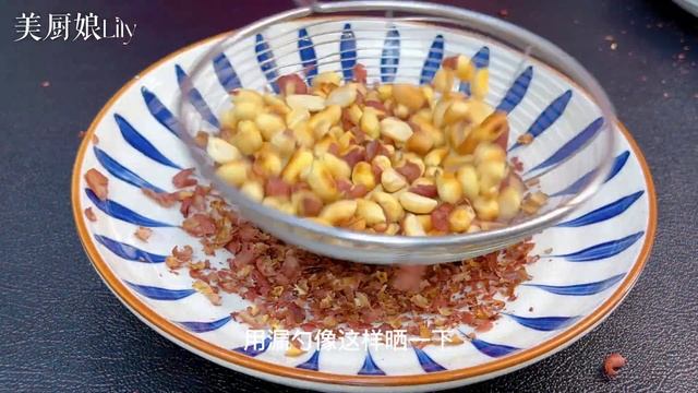 這才是糯米粉最特色好吃做法，不做湯圓不烙餅，軟糯香甜冰涼解暑 ，How to Make Chinese Peanut Glutinous Rice Ball ，#花生馅糯米糍 #Snacks смотреть онлайн