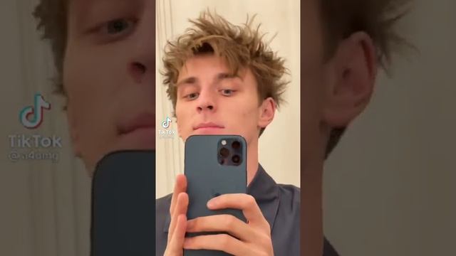 Влад А4 красил волосы ??? смотреть онлайн