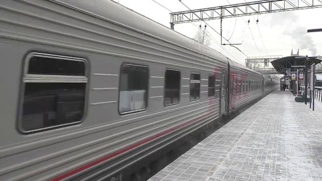 Электровоз ЭП2К-348 (ТЧЭ-6) со скорым поездом №205Г Казань - Москва. смотреть онлайн